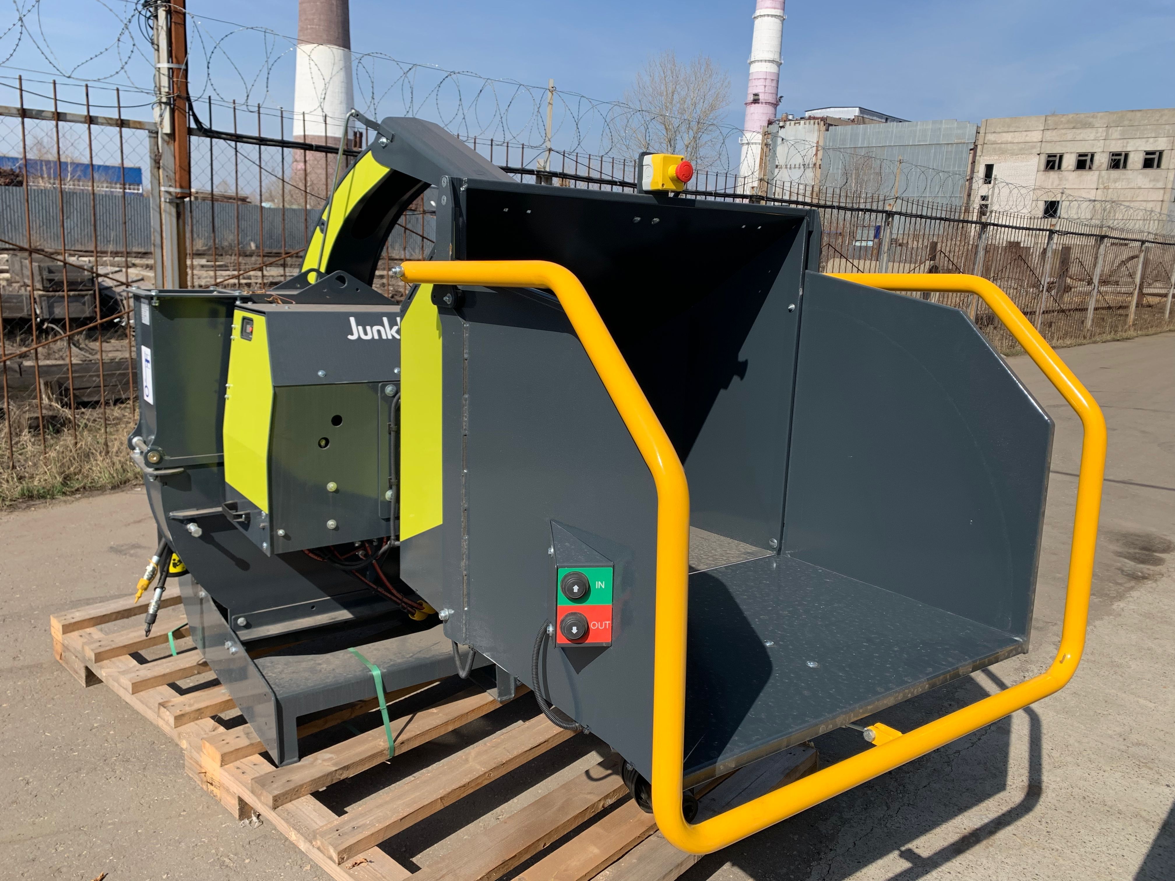 Измельчитель веток Junkkari (Юнкари) тракторный 262G
