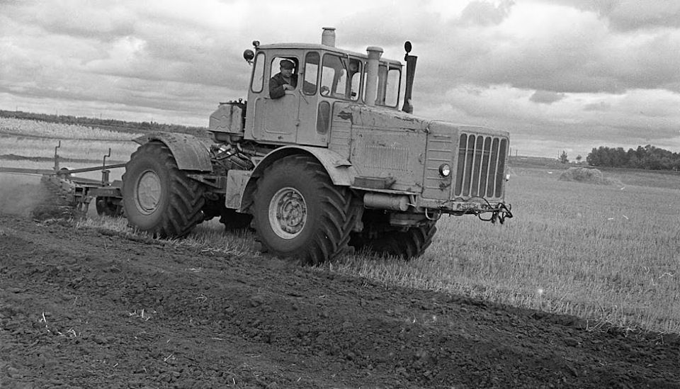 Запчасти для К-700