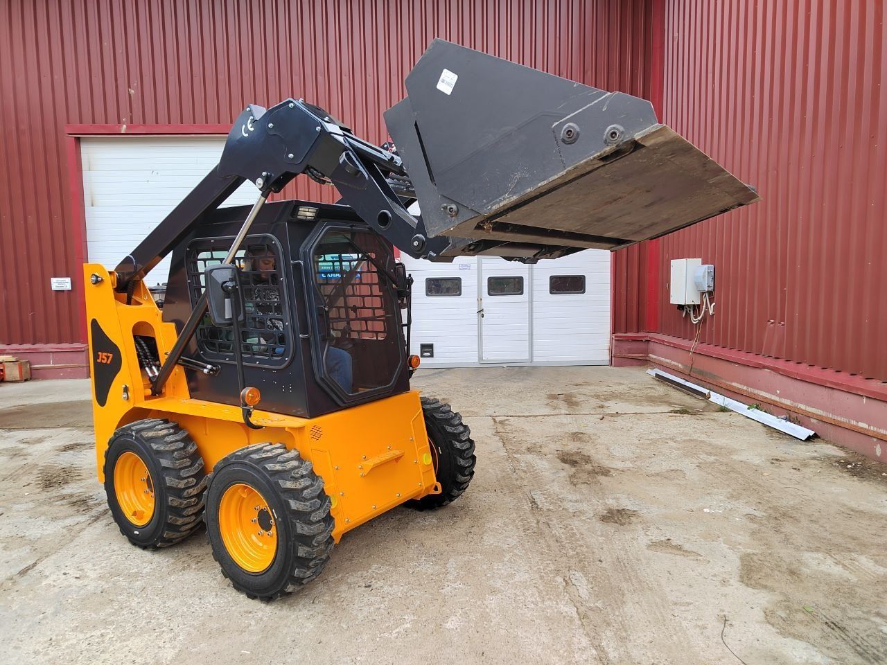 Мини-погрузчик Bawoo BSL350EX