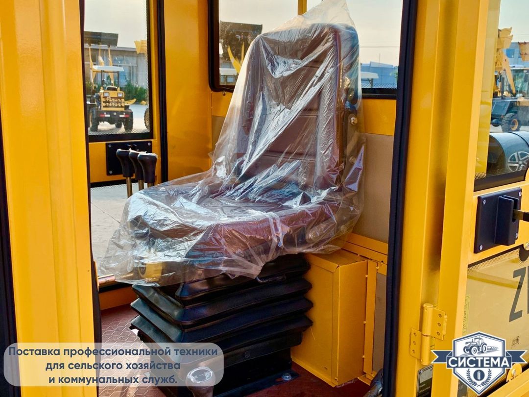 Фронтальный погрузчик ZVEZDA ZL10