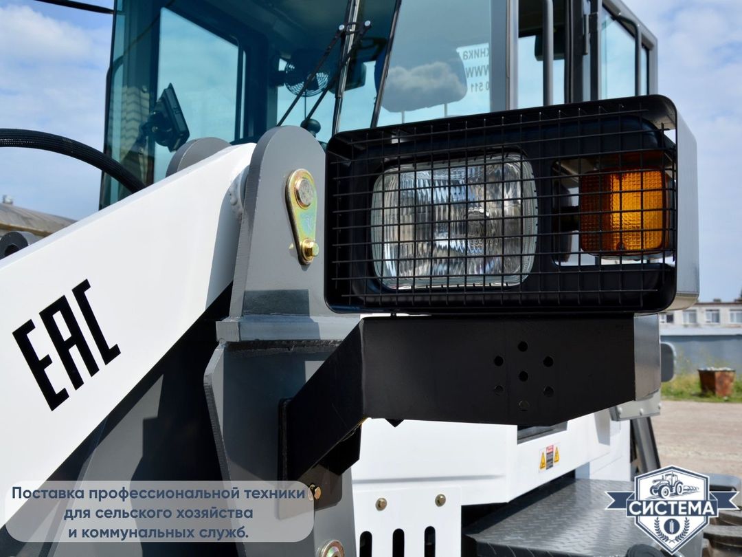 Фронтальный погрузчик GoodWork LX300F