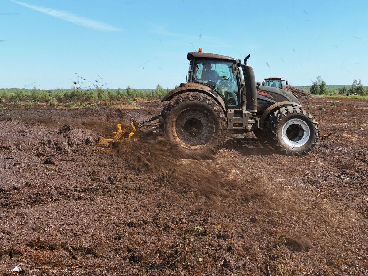 Траншеекопатель (Канавокопатель шнековый)