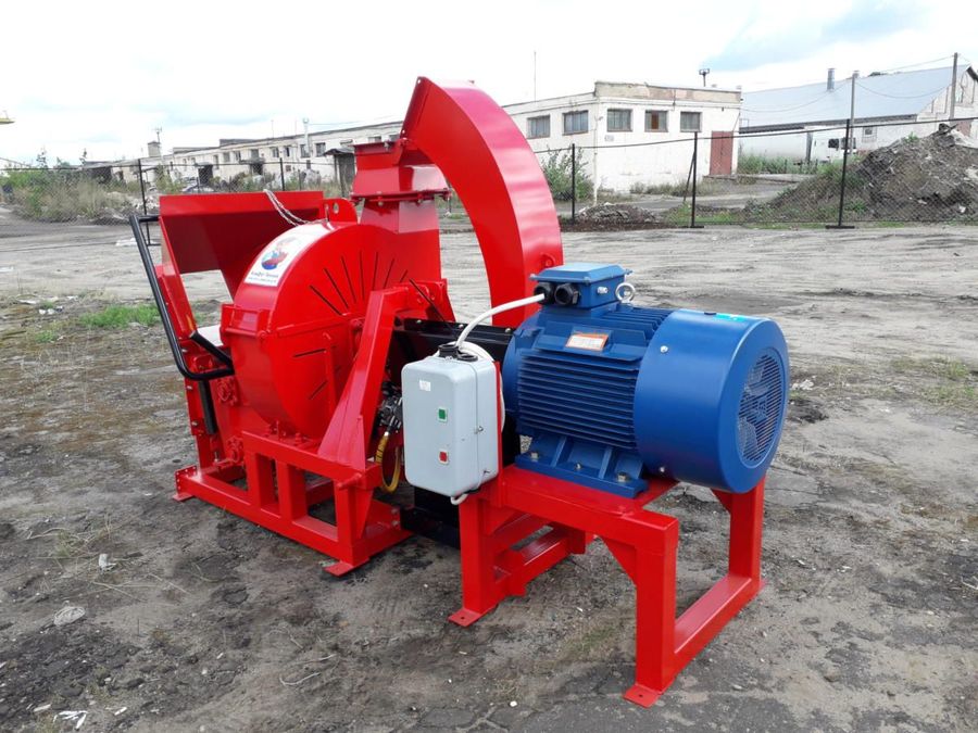 Стационарный измельчитель веток ИВН-200