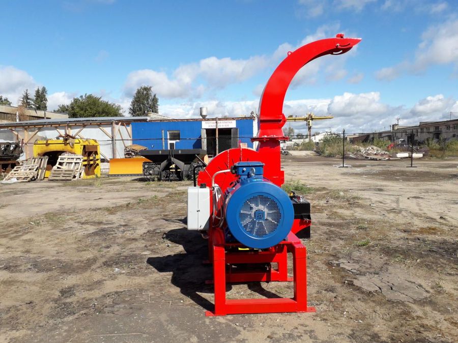 Стационарный измельчитель веток ИВН-200