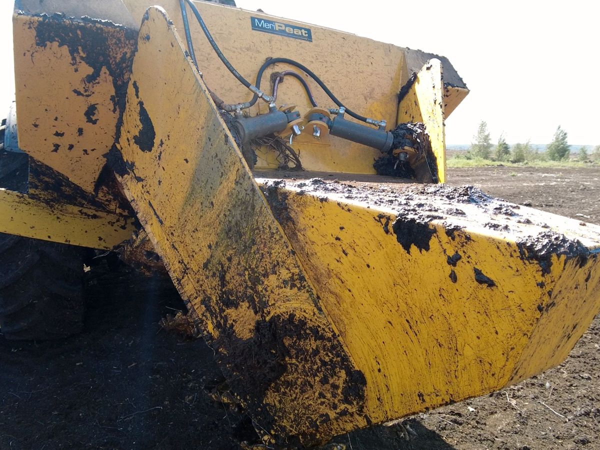 Траншеекопатель (Канавокопатель шнековый)