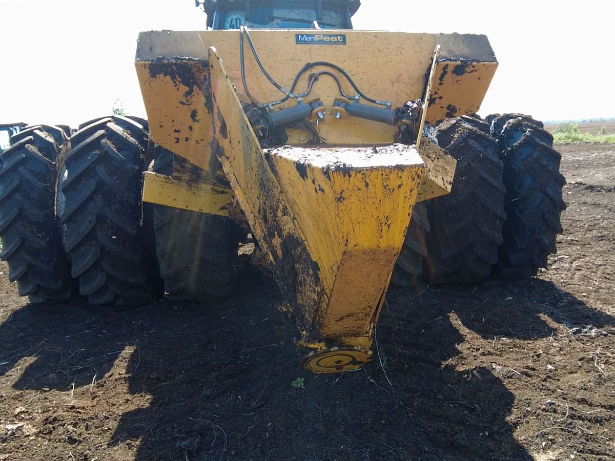 Траншеекопатель (Канавокопатель шнековый)