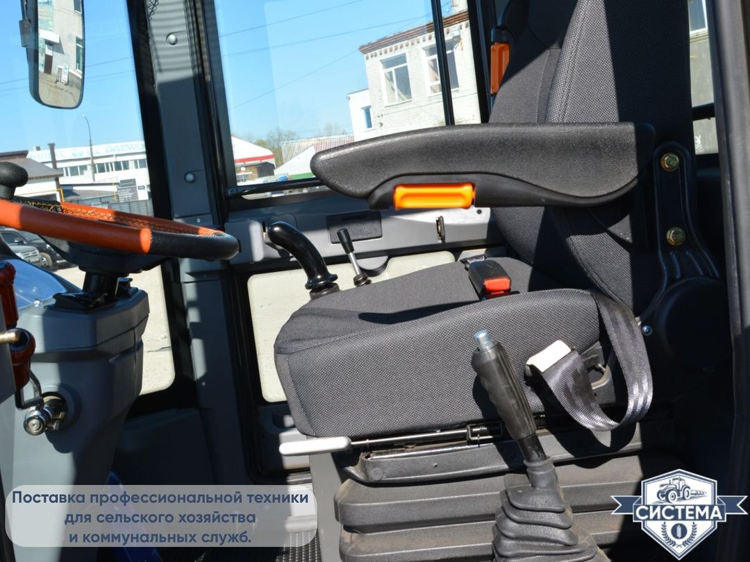 Фронтальный погрузчик ZVEZDA ZL30