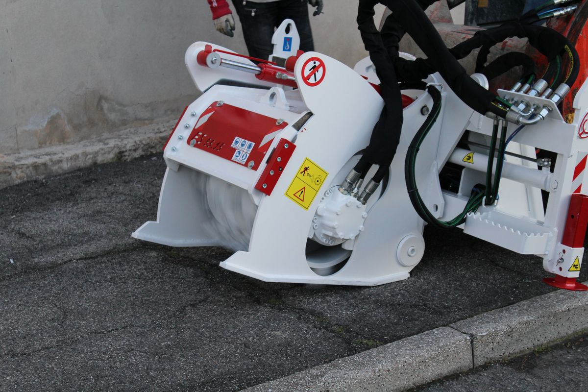 Дорожная фреза Cm Crusher 750mm