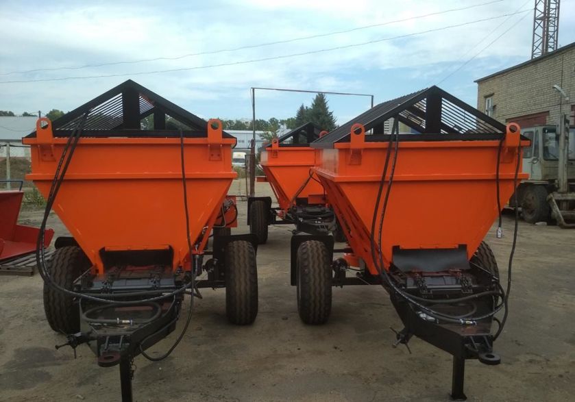 Пескоразбрасыватель прицепной ПРК 2м3