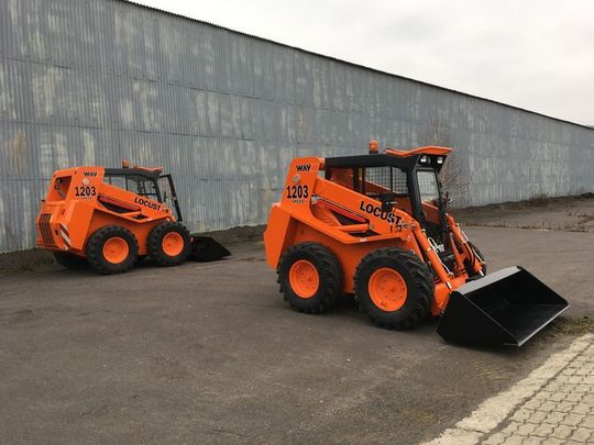 Мини-погрузчик LOCUST L1203, радиальный тип подъёма