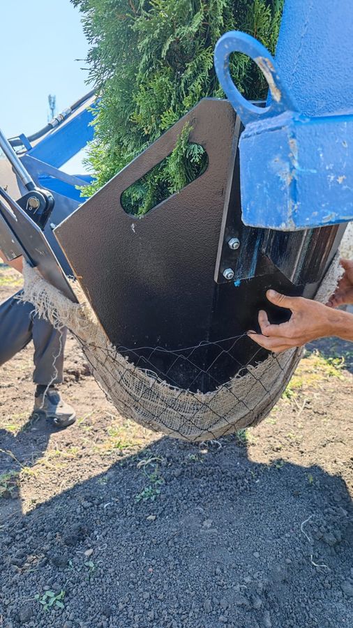 Пересадчик деревьев гидравлический (трактор или погрузчик)