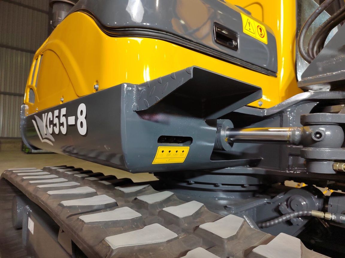 Мини-экскаватор Yuchai YC 55-8