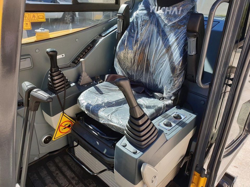 Мини-экскаватор Yuchai YC 60-9